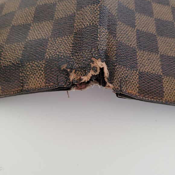 Vintage Louis Vuitton Men's LV Brown Bi-Fold Damier Leather Wallet Damaged Fair - Picture 11 of 12